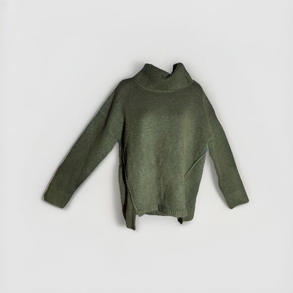 Andree By Unit oversizes Women's Olive Green Turtleneck Sweater Size Small - Picture 1 of 14